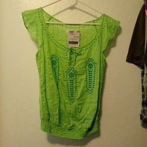 Green Aeropostale top size extra small